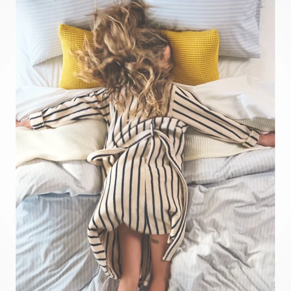 BROOKLINEN || Standard Reversible Linen Quilted Shams Set Pebble Grey Stripe